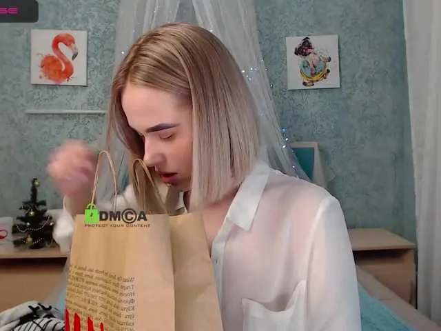 Live sex webcam photo for EllenSoft1 #272019920