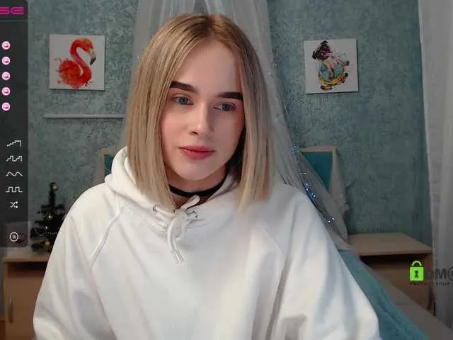 Live sex webcam photo for EllenSoft1 #272095381