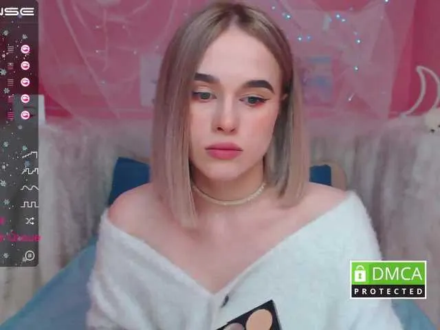 Live sex webcam photo for EllenSoft1 #272371223