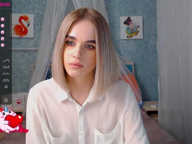 Live sex webcam photo for EllenSoft1 #272633388