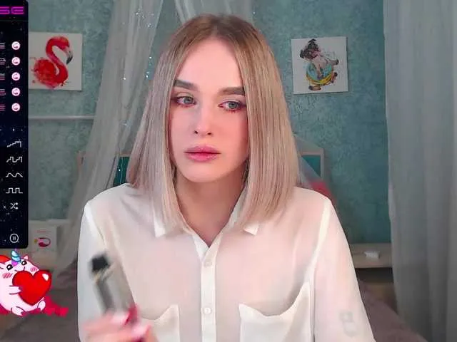 Live sex webcam photo for EllenSoft1 #272943881
