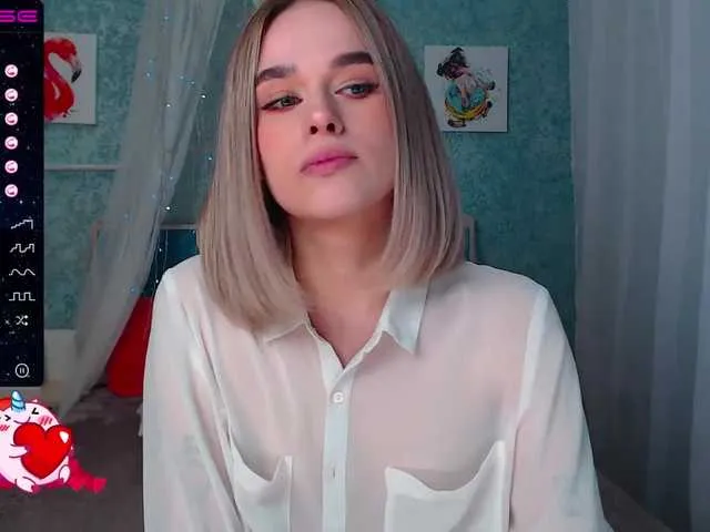 Live sex webcam photo for EllenSoft1 #273032933