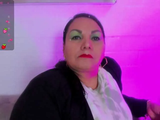 Live sex webcam photo for EllenaBoobs #291627332