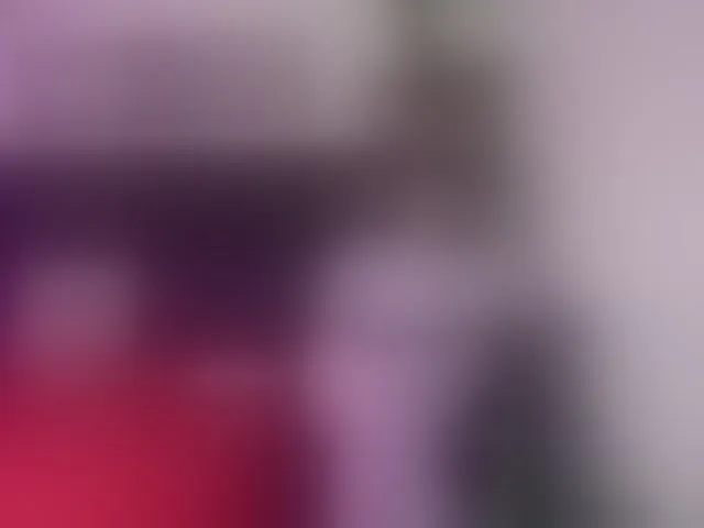 Live sex webcam photo for EllenaBoobs #293436736
