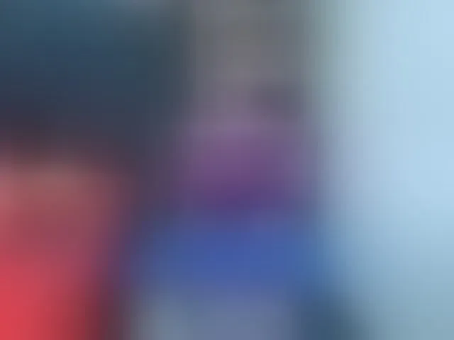Live sex webcam photo for EllenaBoobs #294000763