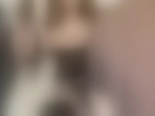 Live sex webcam photo for Ellidi #278068766