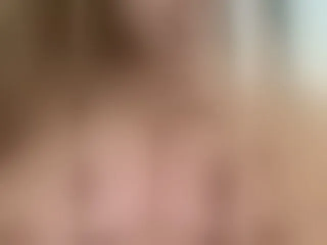 Live sex webcam photo for Ellidi #292718580