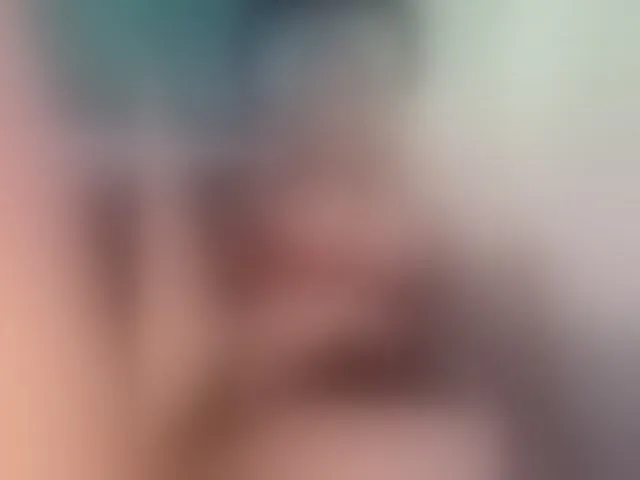 Live sex webcam photo for Ellidi #293434586