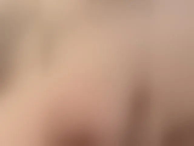 Live sex webcam photo for Ellidi #293642628