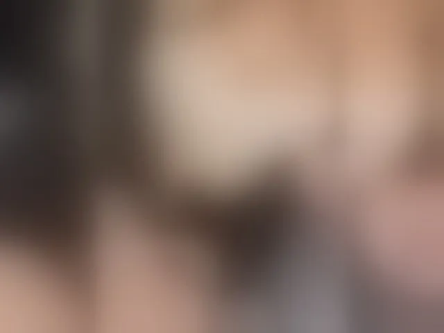 Live sex webcam photo for Ellidi #293674156