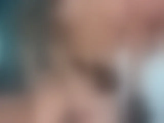 Live sex webcam photo for Ellidi #294105728