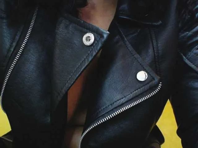 Live sex webcam photo for Ellie-Alves #273397986