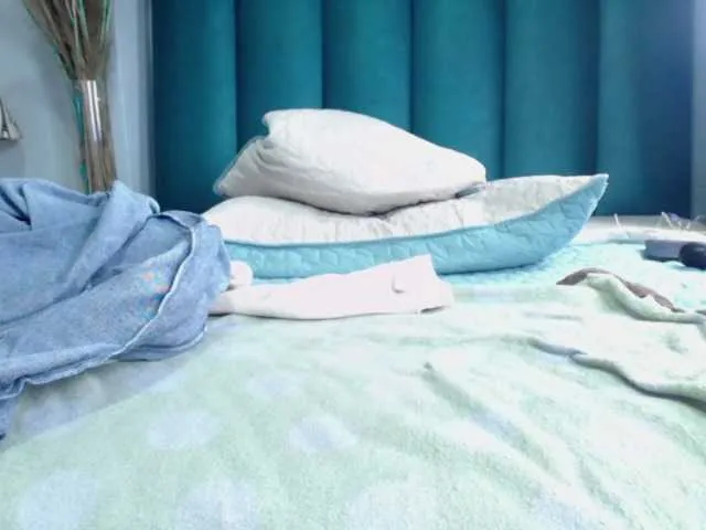 Live sex webcam photo for Ellie-Alves #276051549