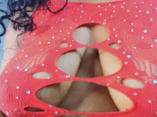 Live sex webcam photo for Ellie-Alves #291467849