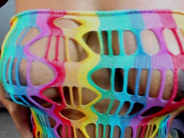 Live sex webcam photo for Ellie-Alves #292002467