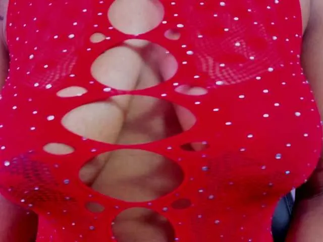Live sex webcam photo for Ellie-Alves #292540010