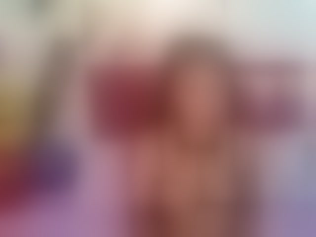 Live sex webcam photo for Ellie-Cute7 #293792872