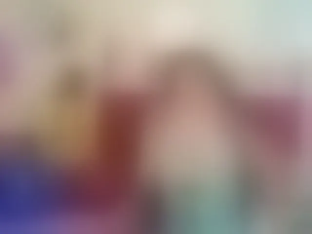 Live sex webcam photo for Ellie-Cute7 #293812716