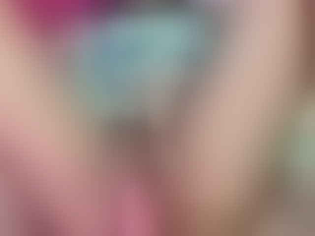Live sex webcam photo for Ellie-Cute7 #293981782