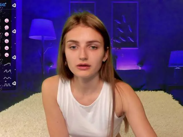 Live sex webcam photo for Ellie-Diamond #276752526