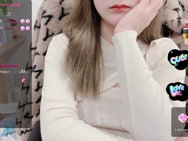 Live sex webcam photo for Ellie-sweetYiYi #276861729