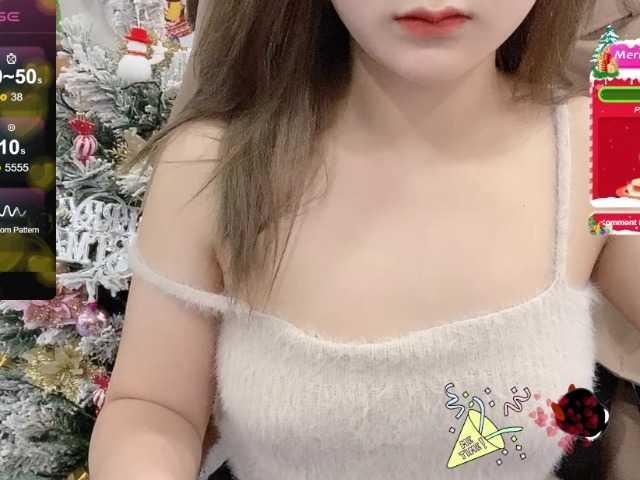 Live sex webcam photo for Ellie-sweetYiYi #277018197