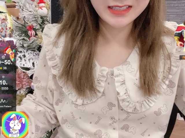 Live sex webcam photo for Ellie-sweetYiYi #277060477