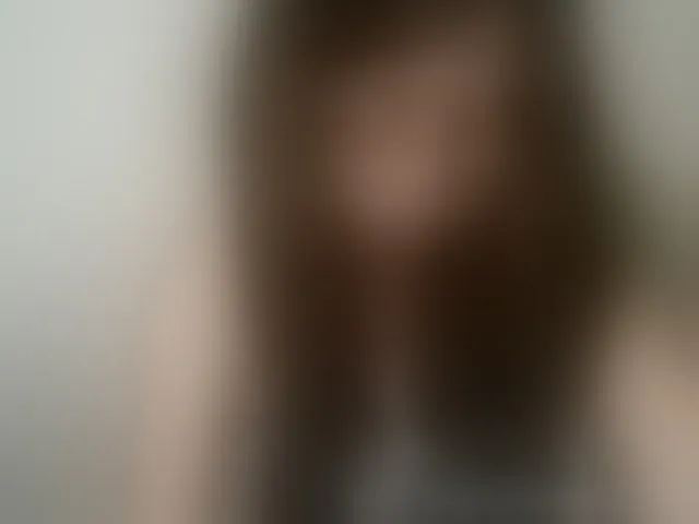 Live sex webcam photo for Ellie05 #292609634