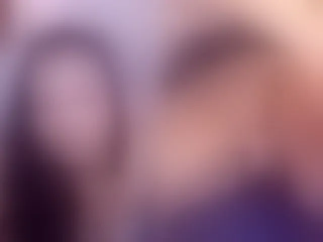 Live sex webcam photo for EllieBlush #292940327