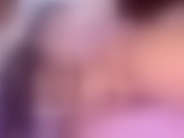 Live sex webcam photo for EllieBlush #294213311