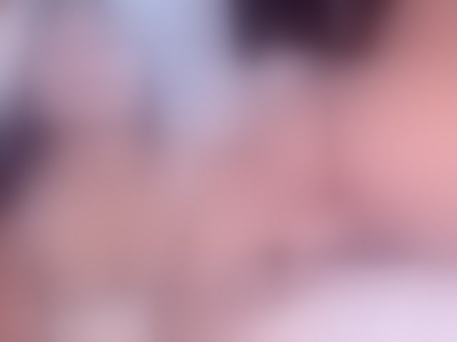 Live sex webcam photo for EllieBlush #294228166