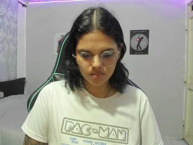 Live sex webcam photo for EllieCute #276464882