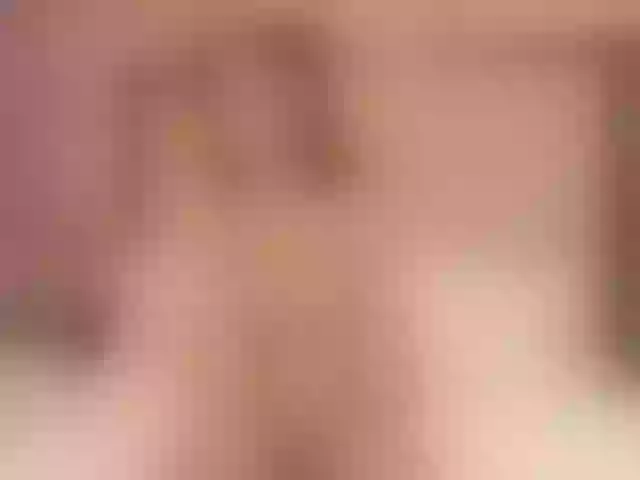 Live sex webcam photo for EllieGrant #291117760