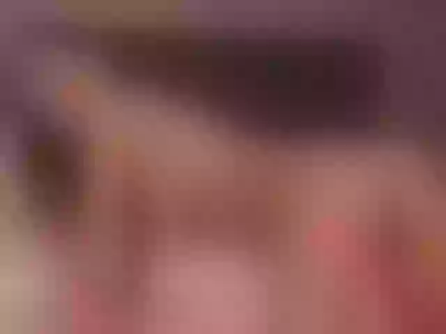 Live sex webcam photo for EllieGrant #291382810