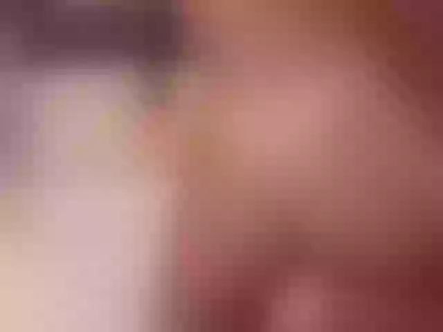 Live sex webcam photo for EllieGrant #291621338