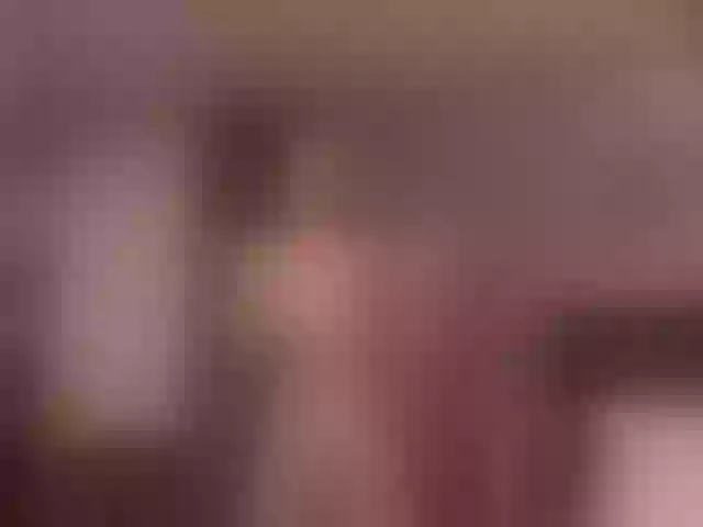 Live sex webcam photo for EllieGrant #291674621