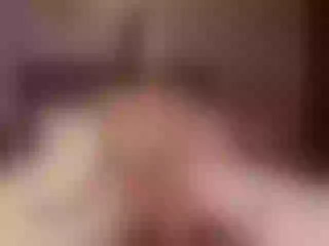 Live sex webcam photo for EllieGrant #291795862