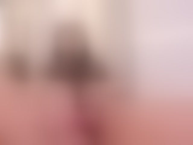 Live sex webcam photo for EllieMitchell #294215157