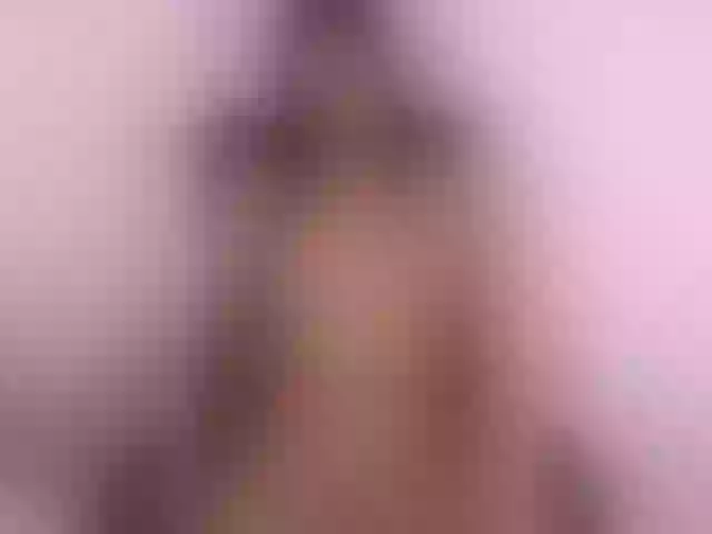 Live sex webcam photo for EllieRussell #289317649