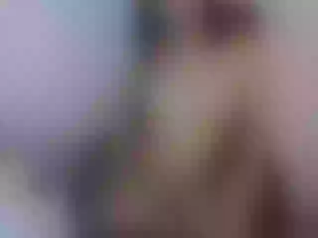 Live sex webcam photo for EllieRussell #289323671