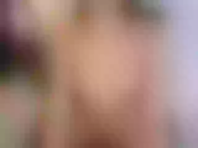 Live sex webcam photo for EllieRussell #290295173