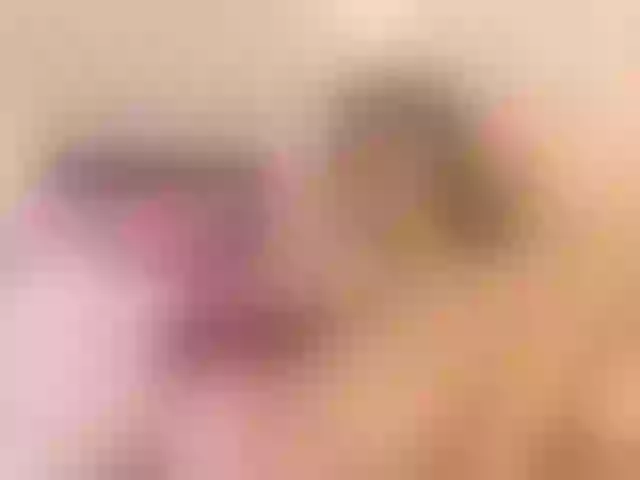 Live sex webcam photo for EllieRussell #290879421