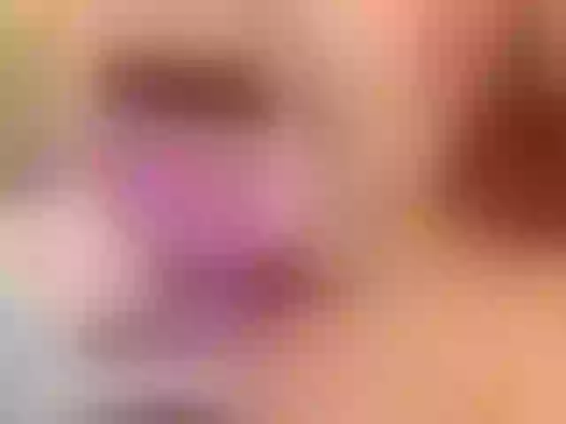 Live sex webcam photo for EllieRussell #291134574