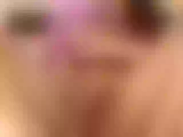 Live sex webcam photo for EllieRussell #291296281