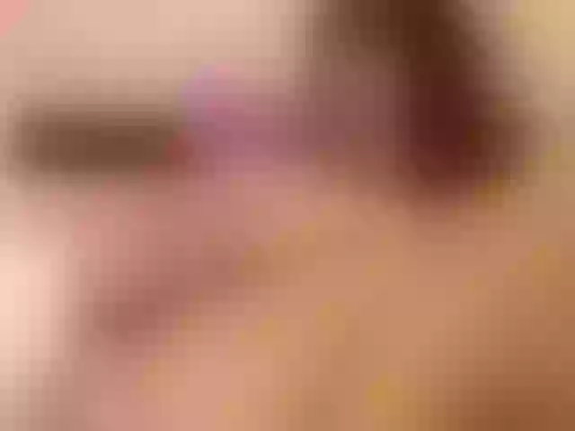Live sex webcam photo for EllieRussell #291310546