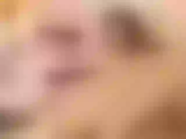 Live sex webcam photo for EllieRussell #291435815