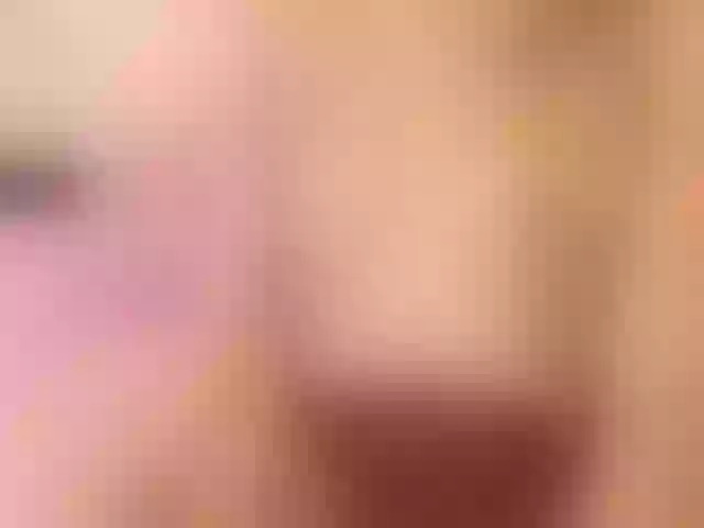Live sex webcam photo for EllieRussell #291449876