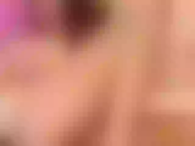 Live sex webcam photo for EllieRussell #291469560