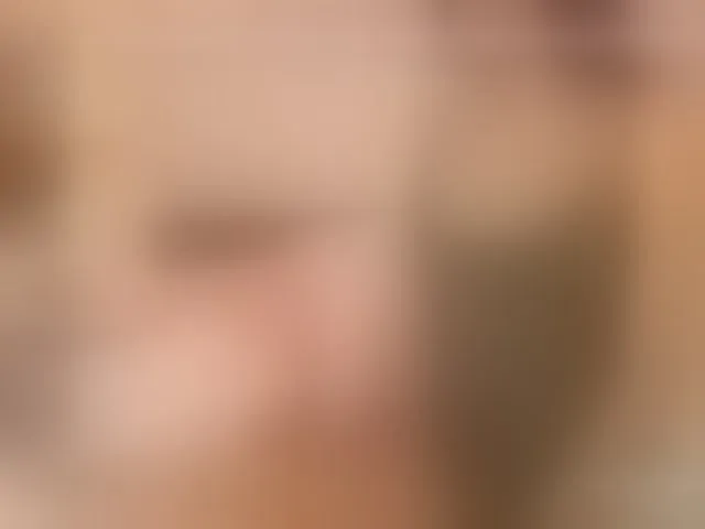 Live sex webcam photo for EllieRussell #291510156