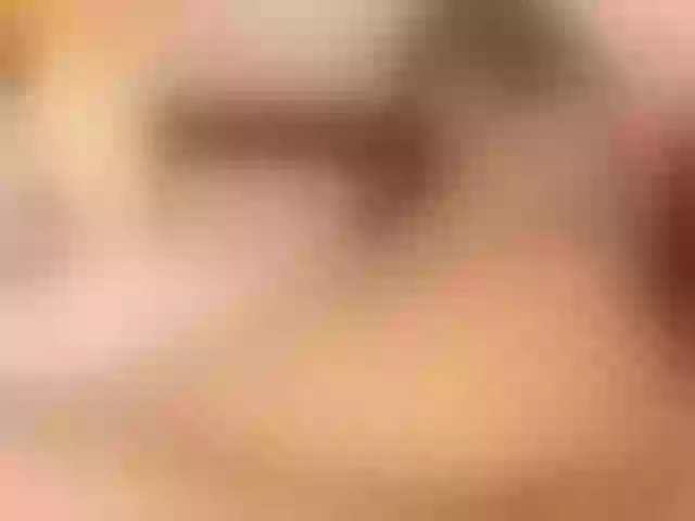 Live sex webcam photo for EllieRussell #291645629